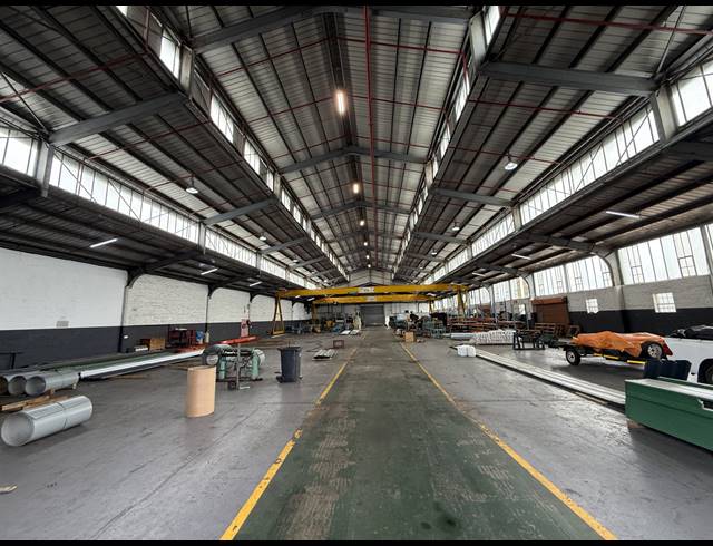 2,480M² WAREHOUSE TO LET IN EPPING INDUSTRIAL